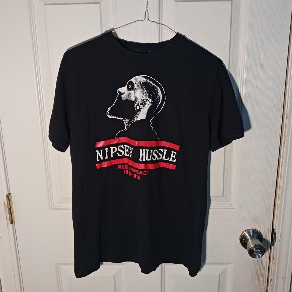 Nipsey Hussle Rest In Peace Graphic T-shirt